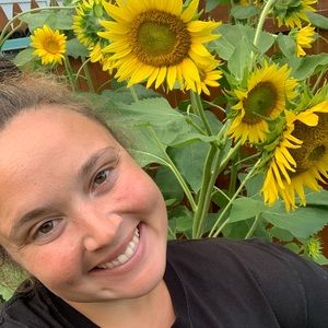 Meet your Posher, Marina